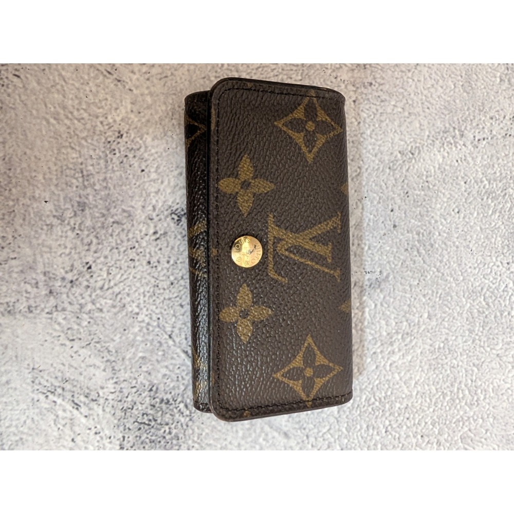 Louis Vuitton Monogram 4‑Key Holder Case Authentic Chipped - Picture 3 of 13